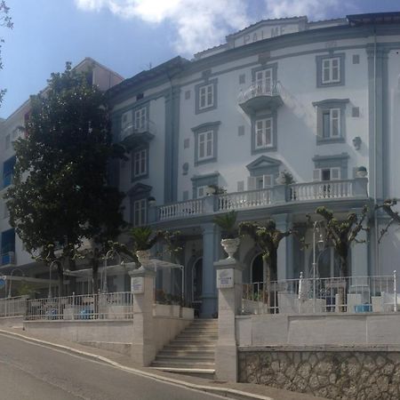 Hotel Alexander Palme เคียนเชียโนแตร์เม ภายนอก รูปภาพ